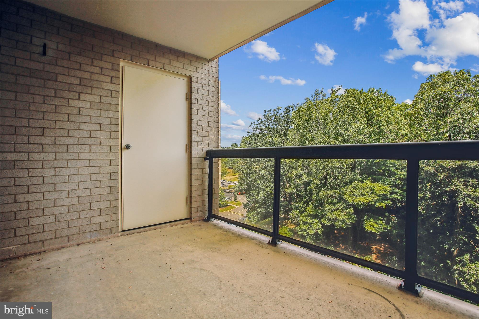 WATERGATE AT LANDMARK - Residential