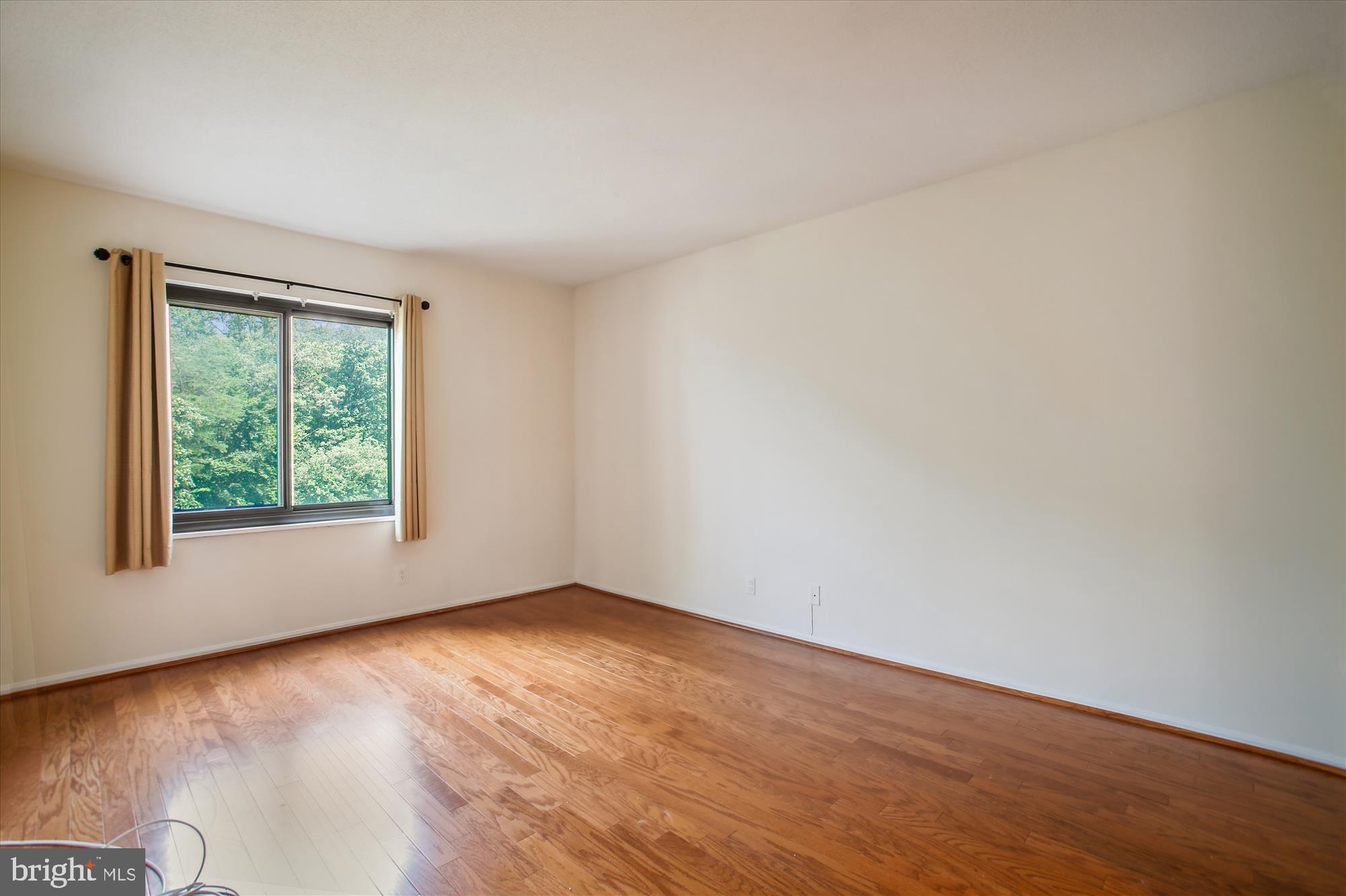 WATERGATE AT LANDMARK - Residential