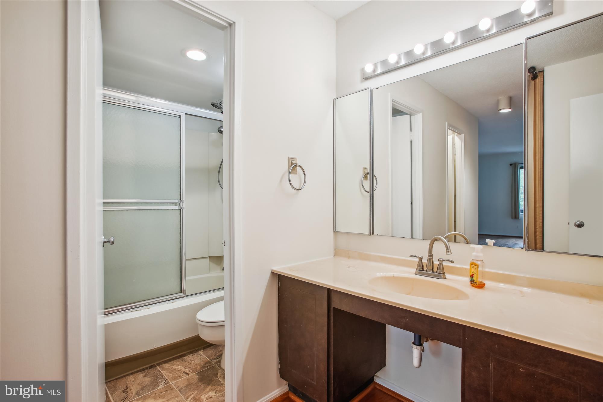 WATERGATE AT LANDMARK - Residential