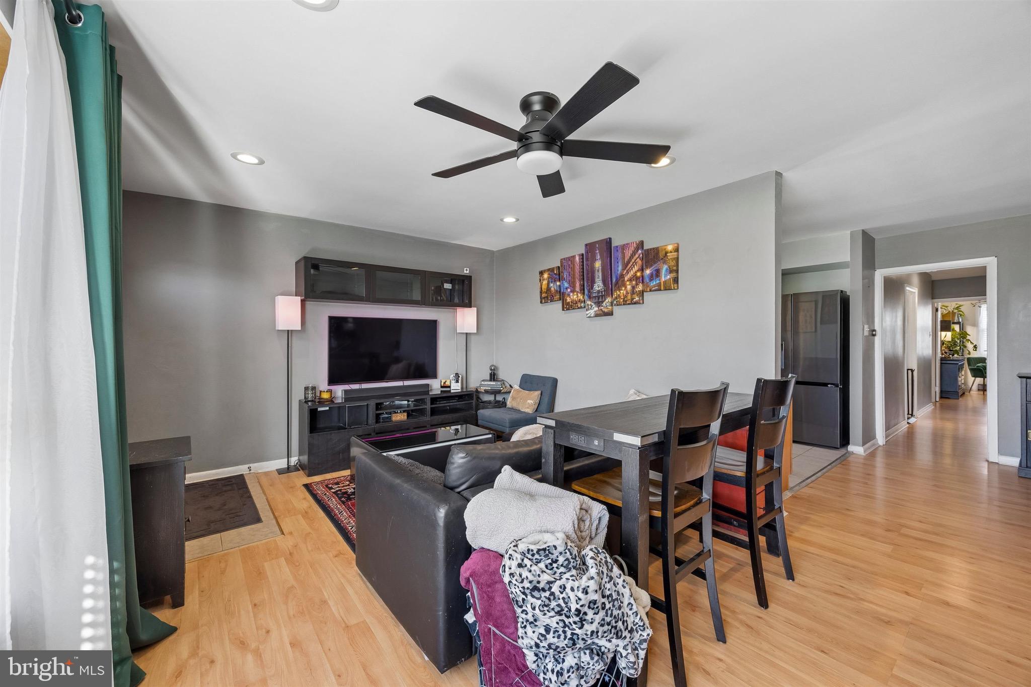 RHAWNHURST - Residential