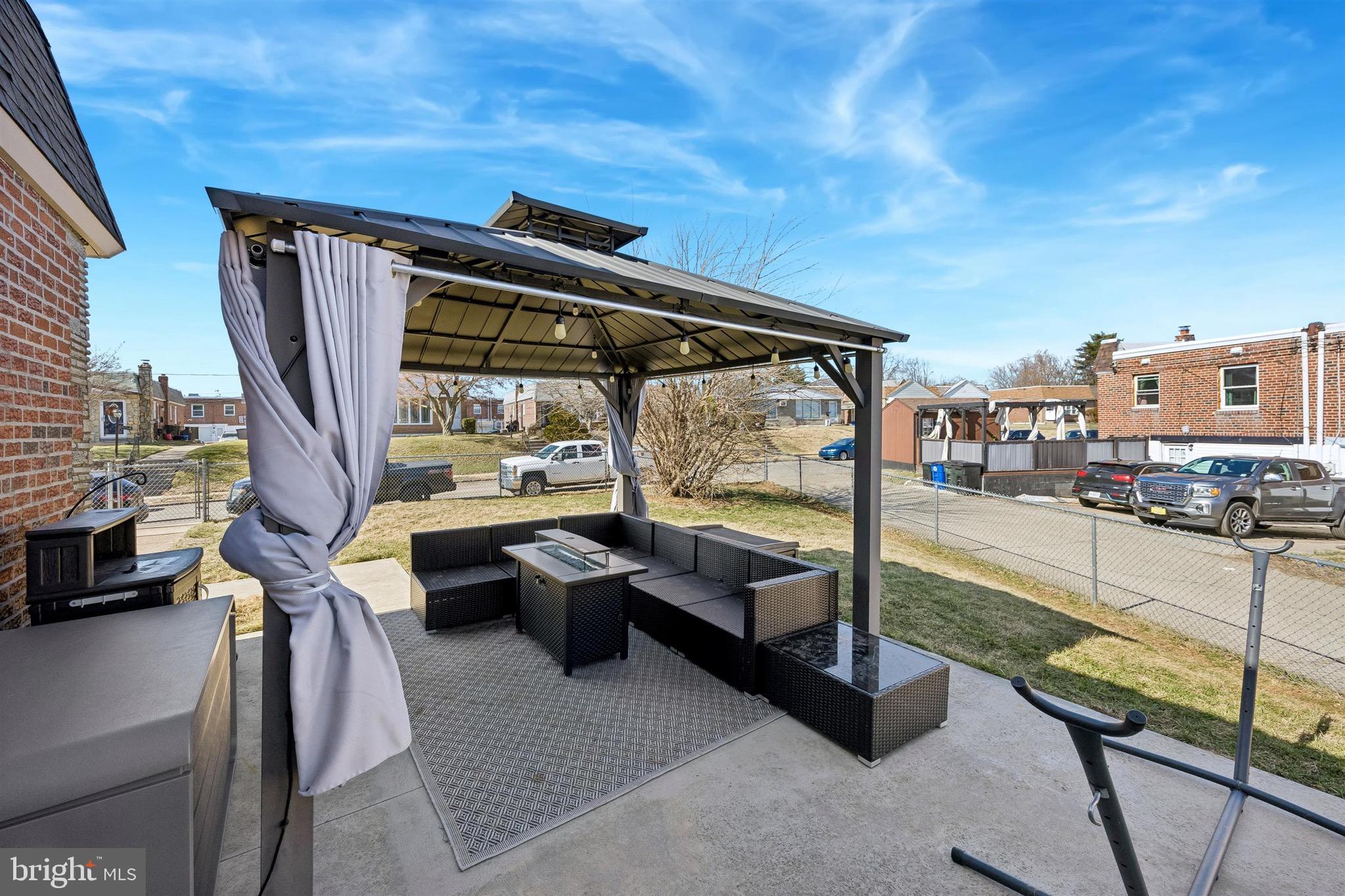 RHAWNHURST - Residential