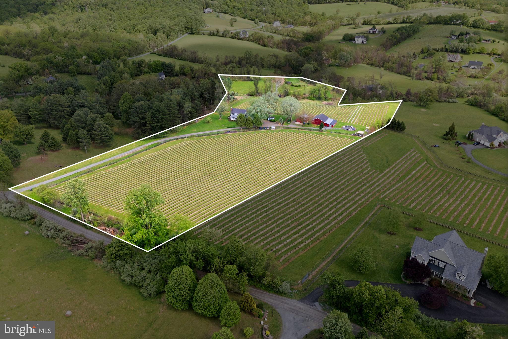 WATERFORD - Farm