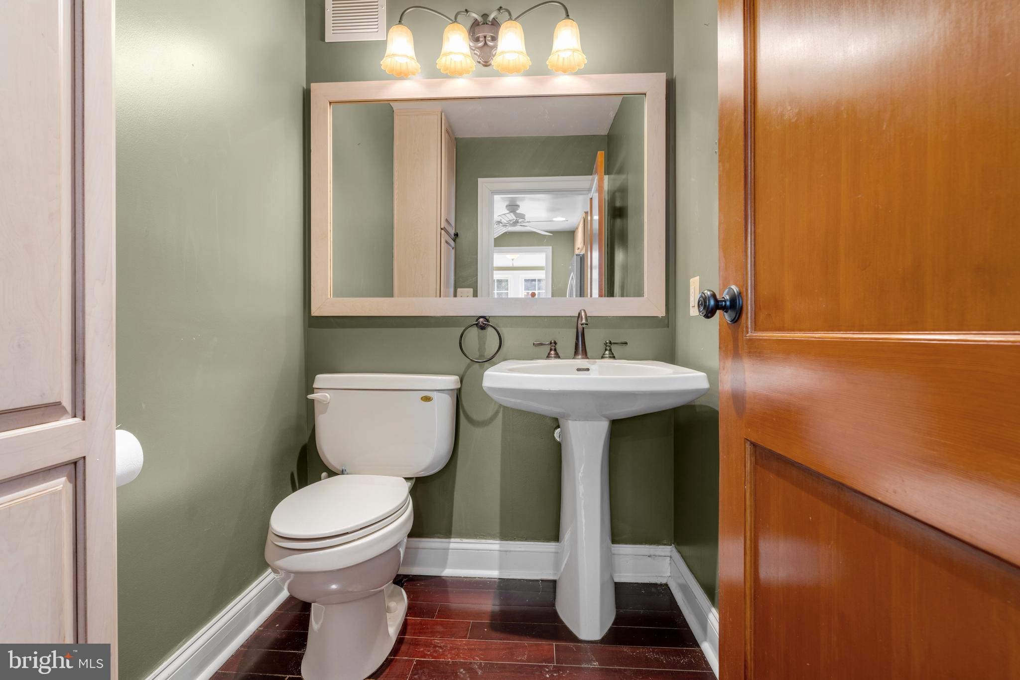 COCKEYSVILLE/HUNT VALLEY - Residential