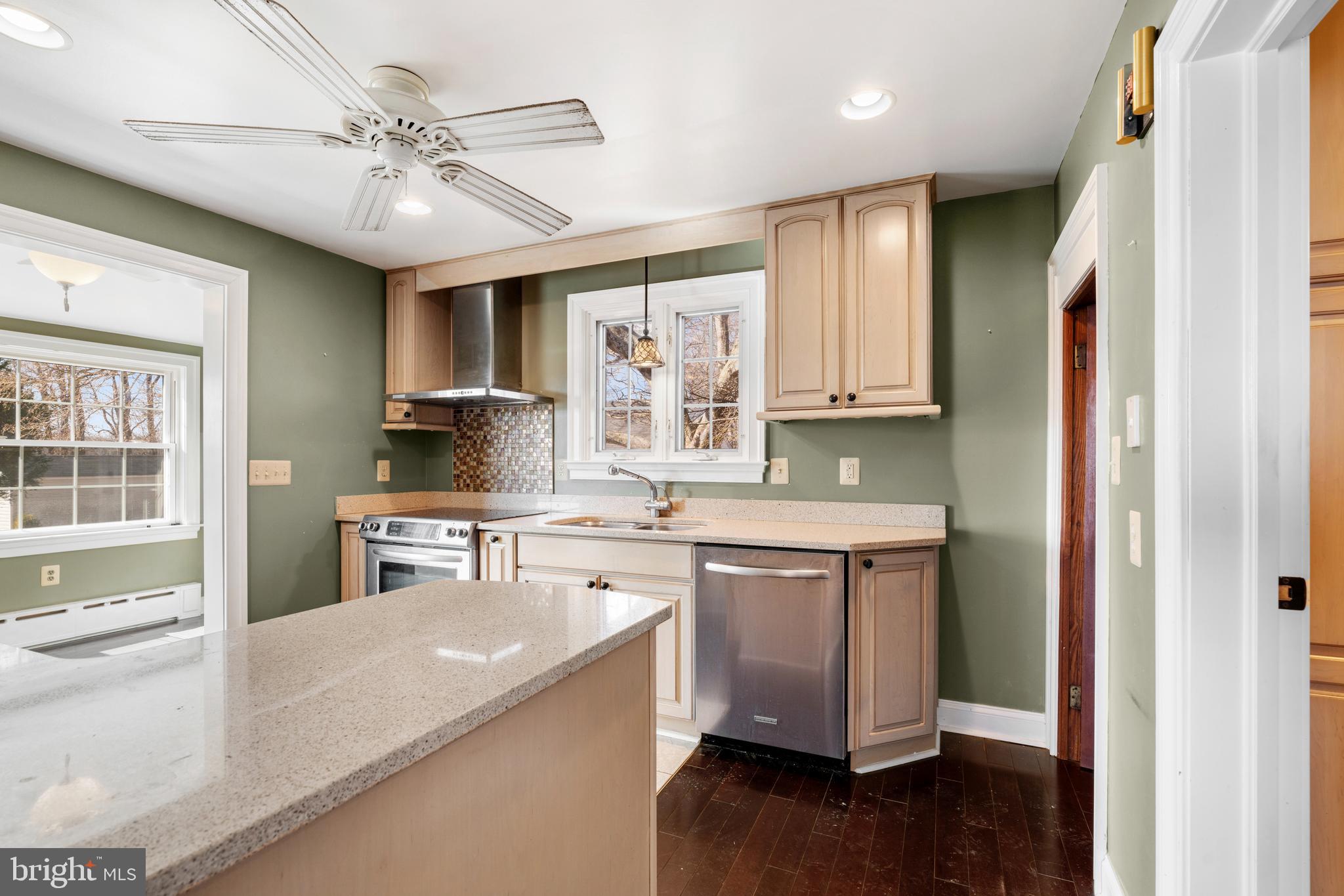 COCKEYSVILLE/HUNT VALLEY - Residential