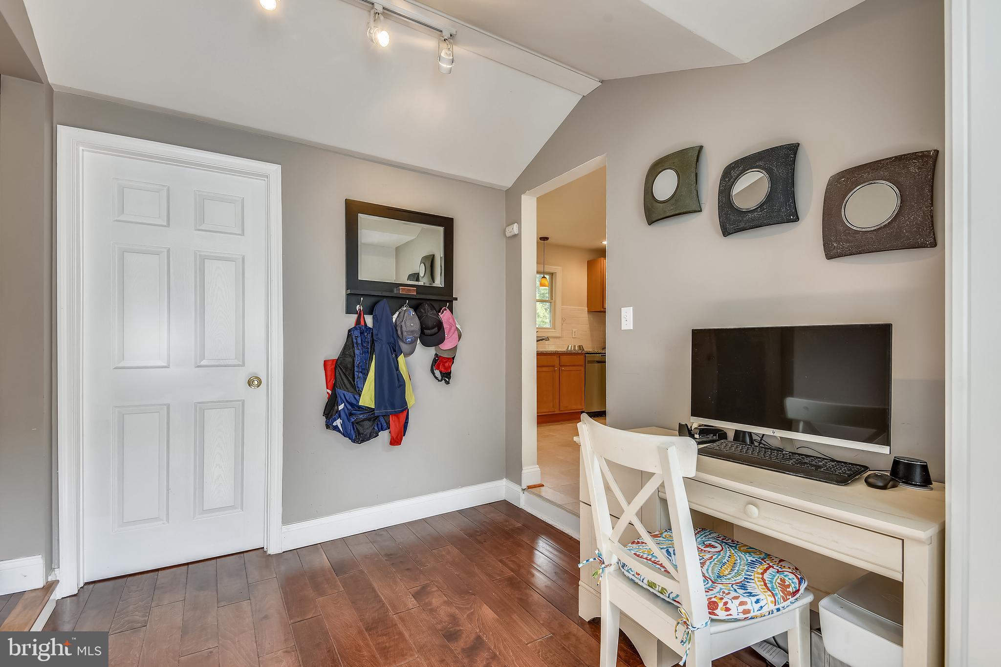 ADMIRAL HEIGHTS - Residential