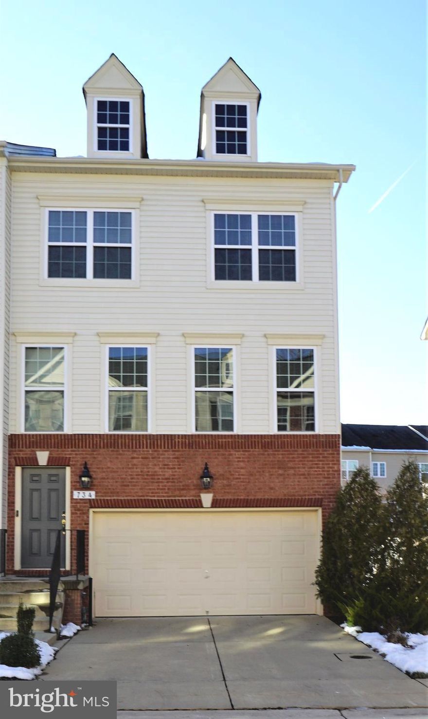 IMMACULATE - like new , light filled 2200 sq ft End Unit 2 car Garage Town in the small enclave private community of Millhouse Creek -Homes do not come up often here!  3 bedroom , 2 full bath & 2 half baths, 3 finished levels- Handscaped wood floors, Upgraded Espresso cabinetry, gas cooking,  Granite Kitchen & Baths, tile backsplash kitchen, kitchen island, Stainless appliances (like new!), large living room , separate dining, master suite complete with vaulted ceiling, large walk in closet, grand master in suite bath complete with soaking tub, separate shower, dual vanity, tile & water closet, 2nd bath with dual vanity & tile, upper level laundry & large rec room with walk out basement. The home features blinds, crown moulding, 4 ceilings fans, & recessed lighting. Great location- Ideal for commuters close to Baltimore, Ft Meade, NSA, BWI and Annapolis. Close to shops & dining.