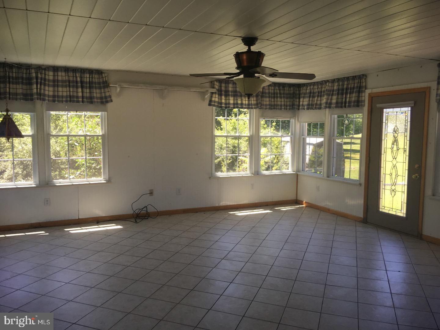 HOMETOWN - Residential