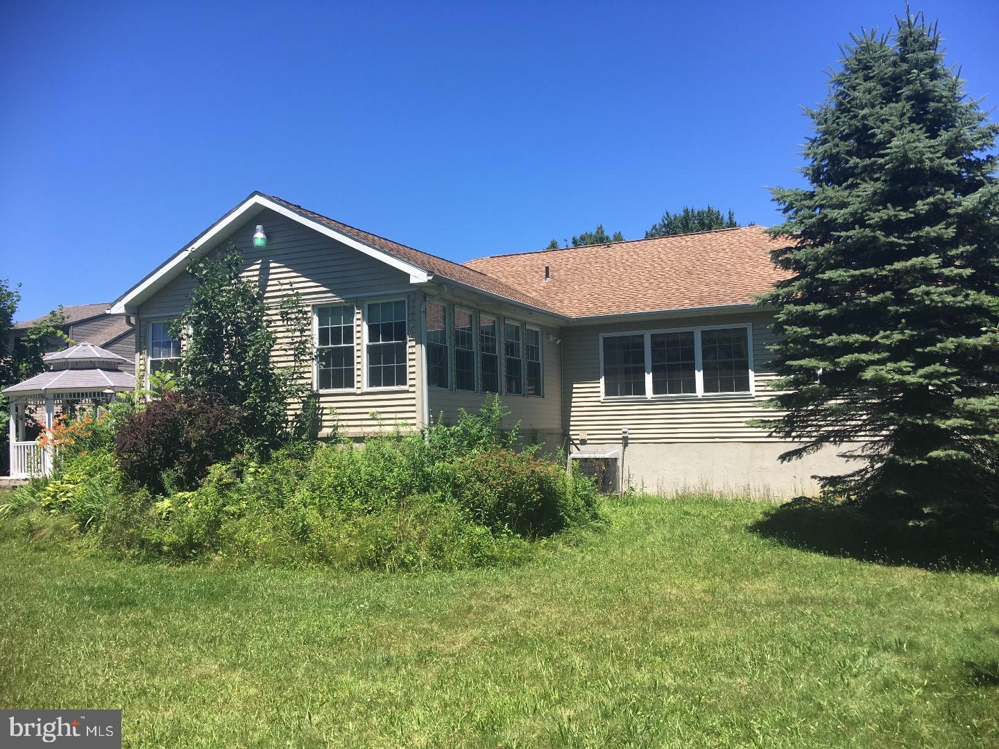 HOMETOWN - Residential