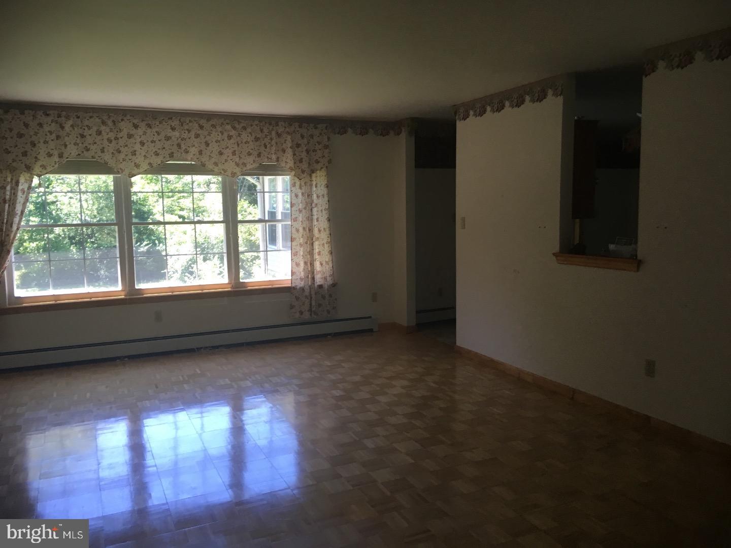 HOMETOWN - Residential