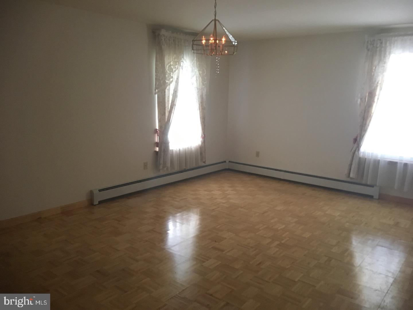 HOMETOWN - Residential