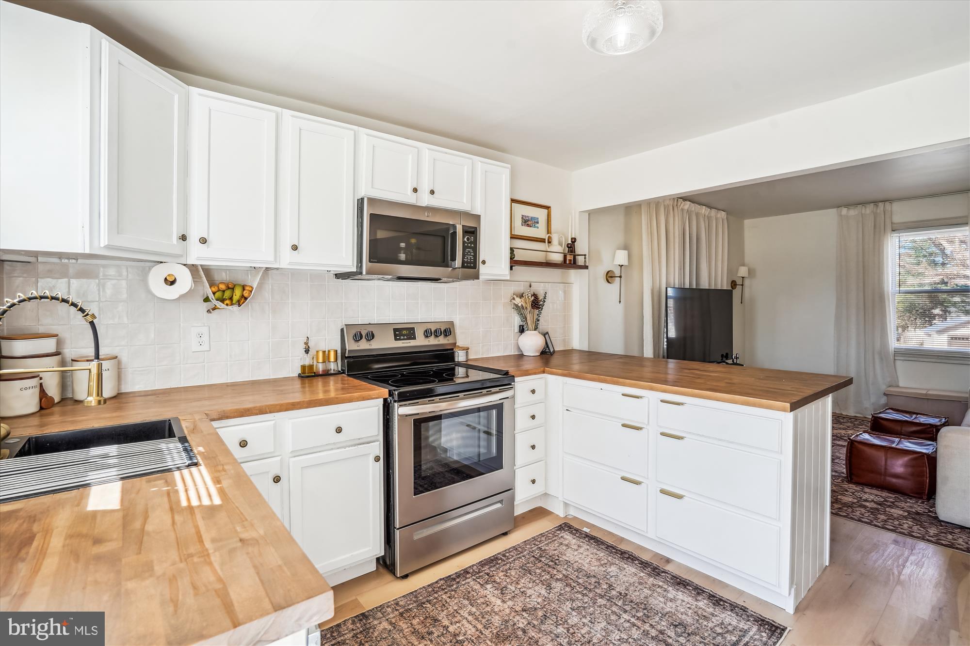 HOLLYWOOD PARK - Residential