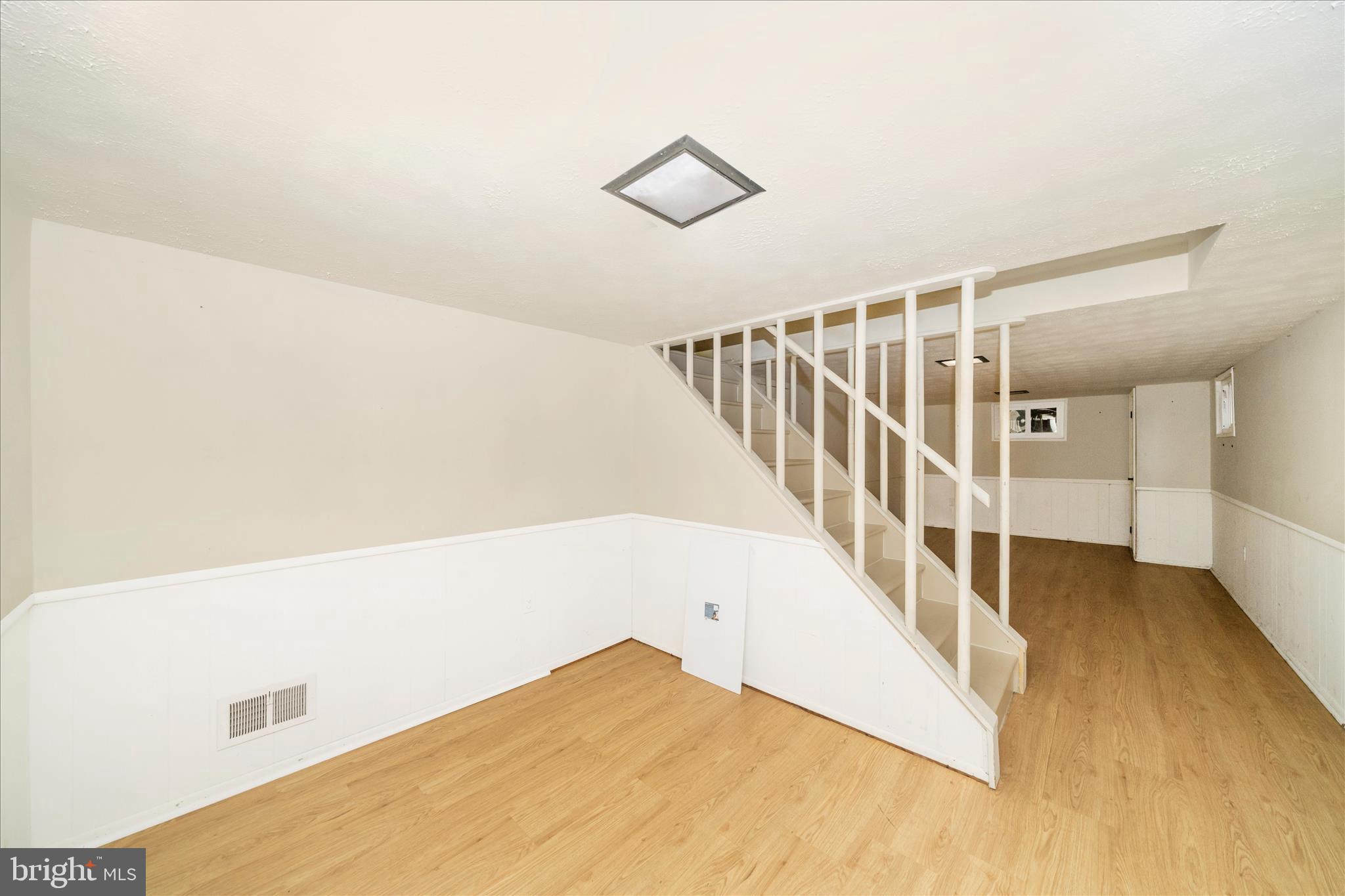 HOLLYWOOD PARK - Residential