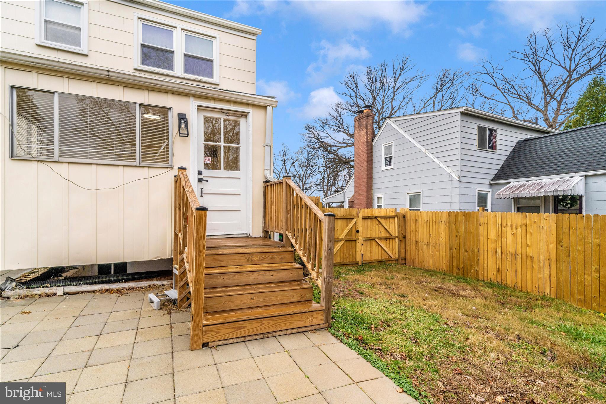 HOLLYWOOD PARK - Residential