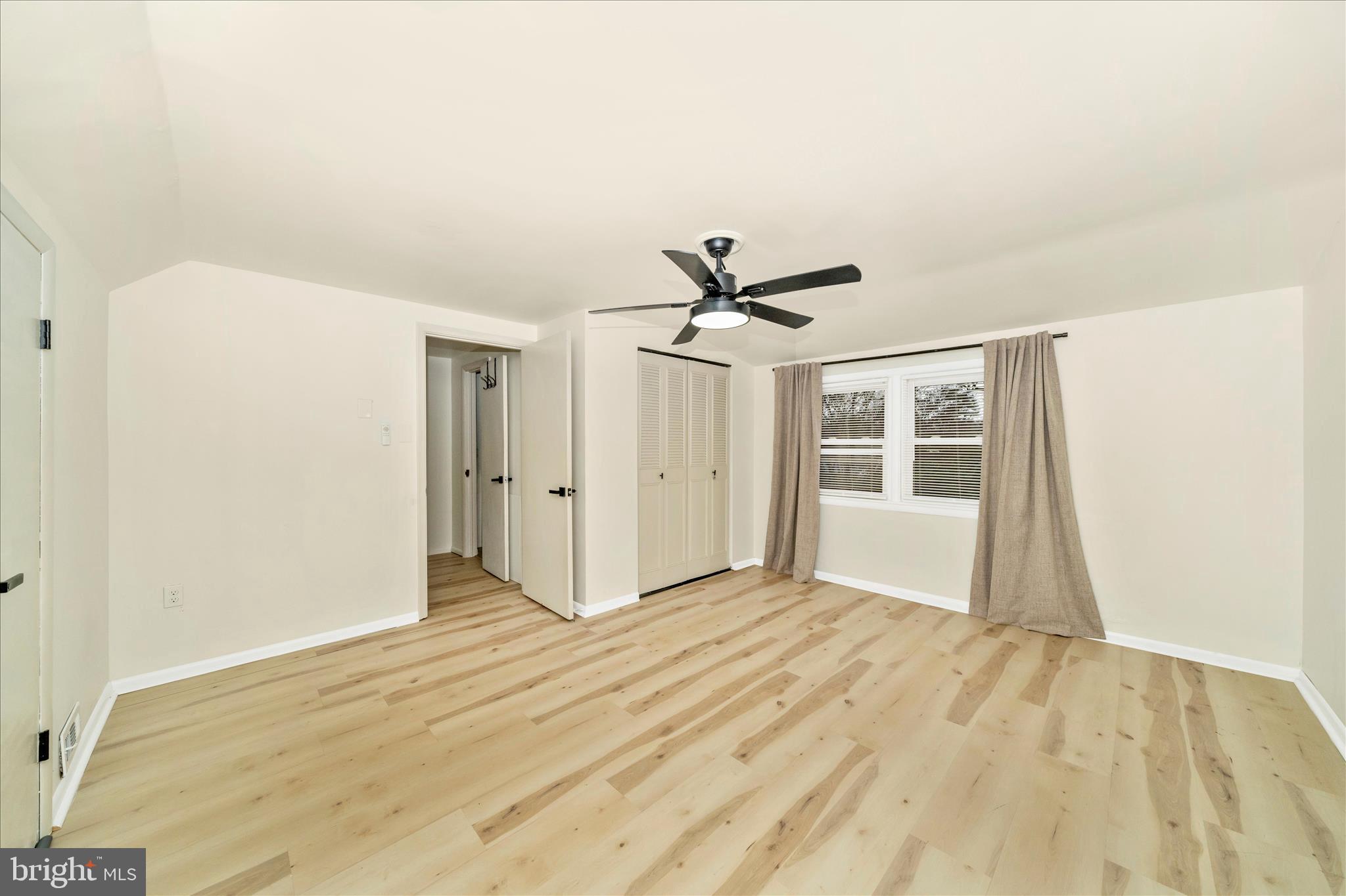 HOLLYWOOD PARK - Residential