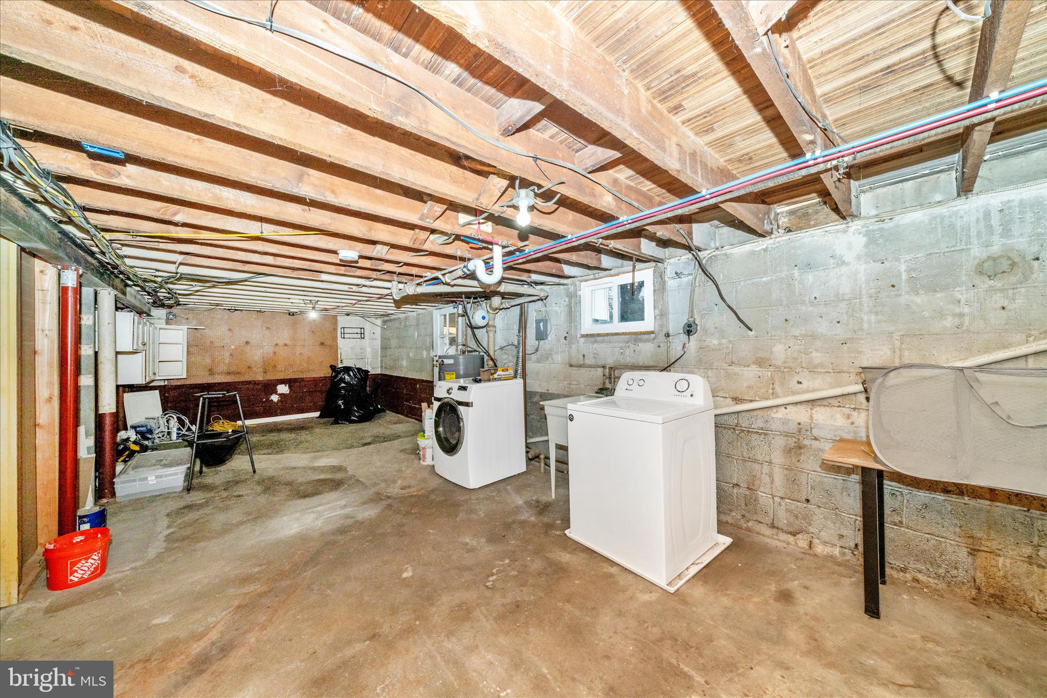 HOLLYWOOD PARK - Residential