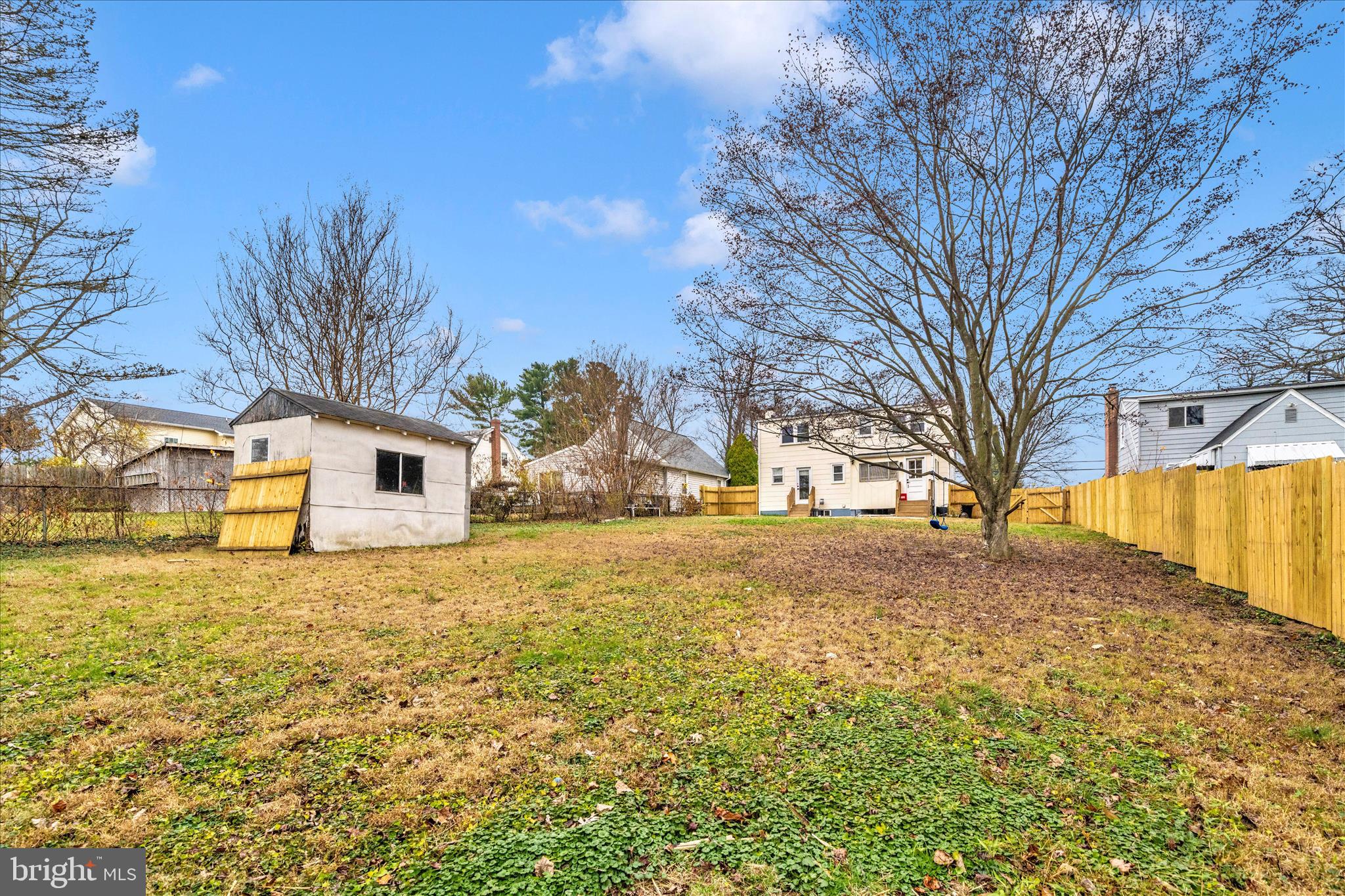 HOLLYWOOD PARK - Residential