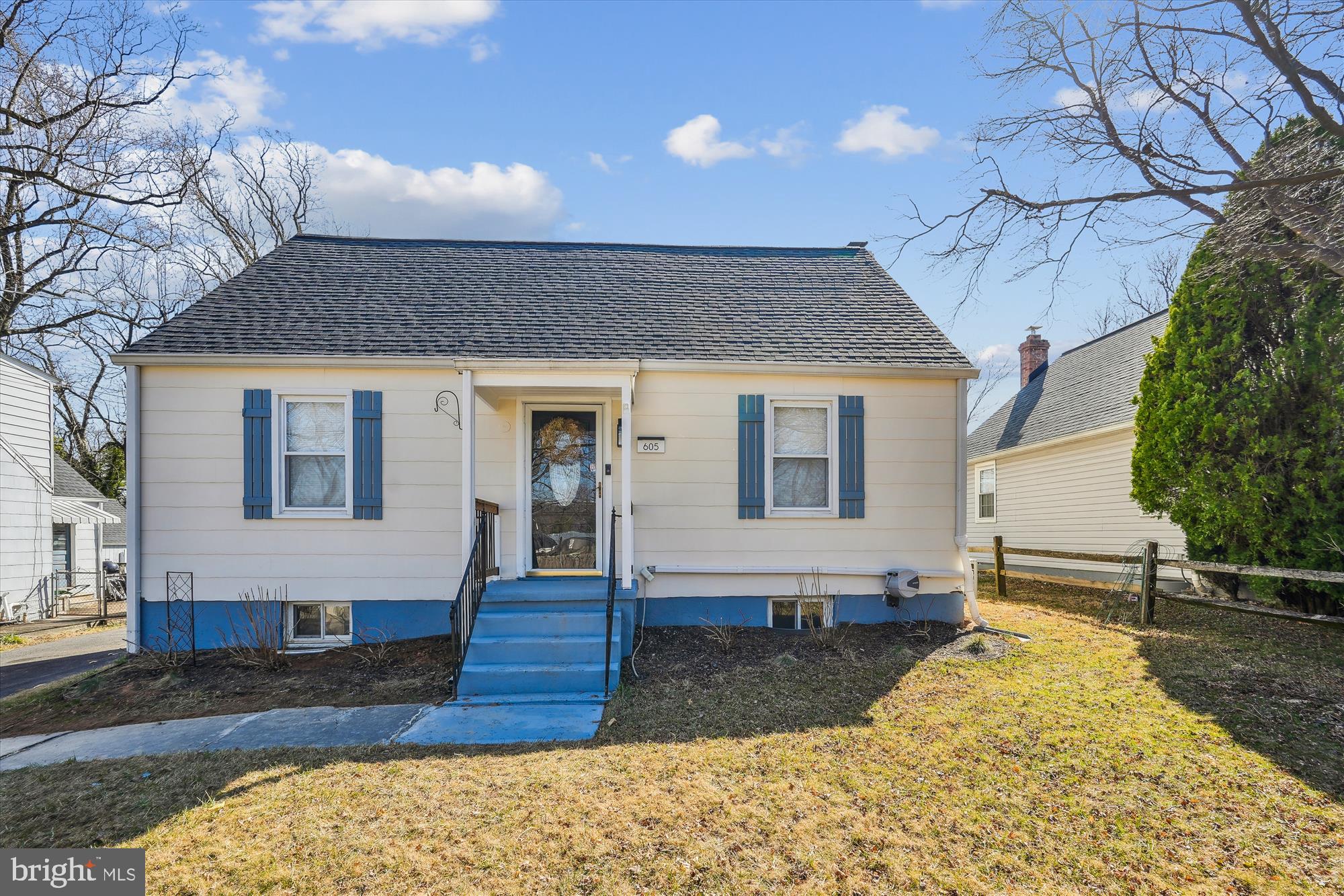 HOLLYWOOD PARK - Residential