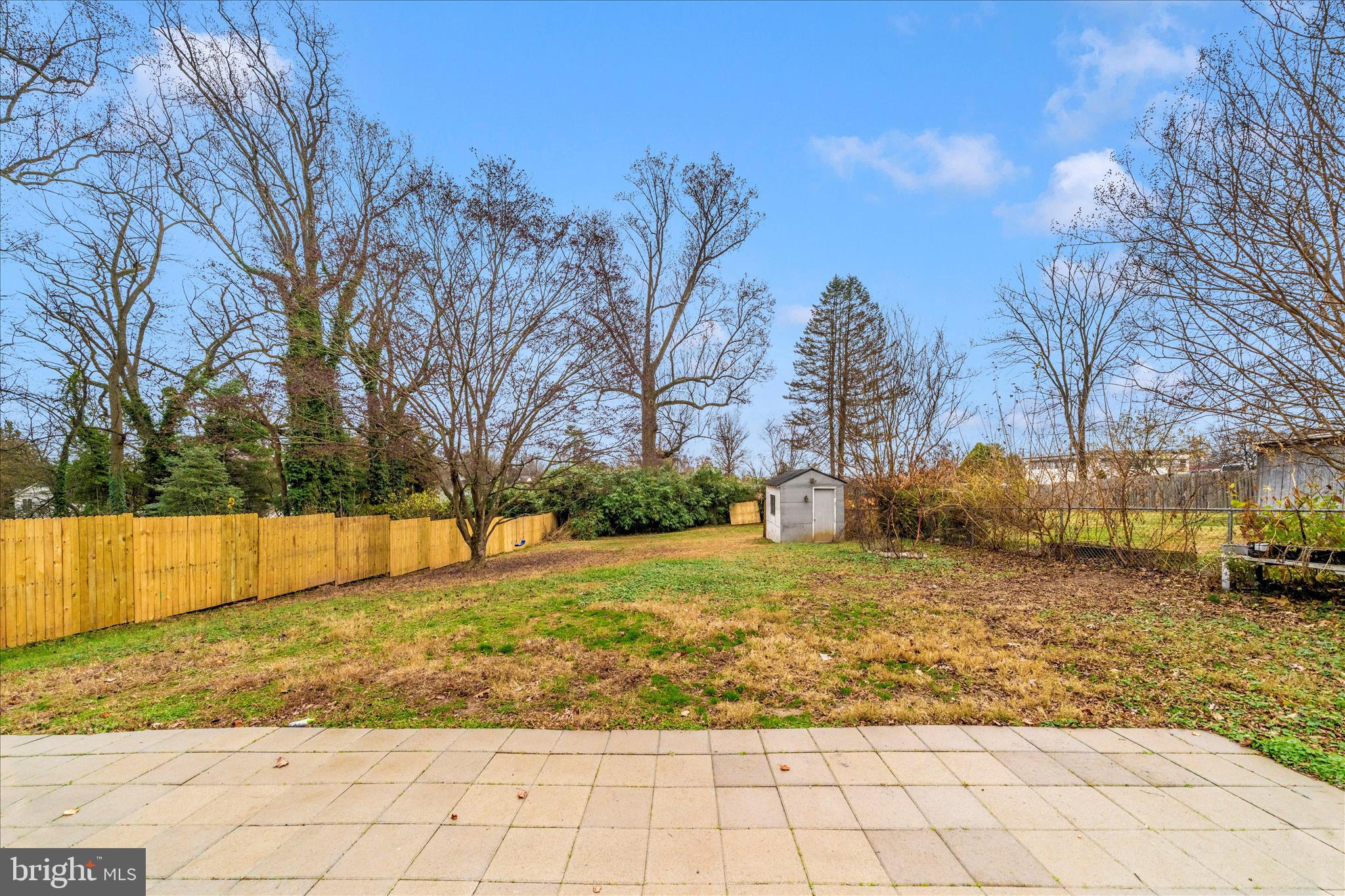 HOLLYWOOD PARK - Residential