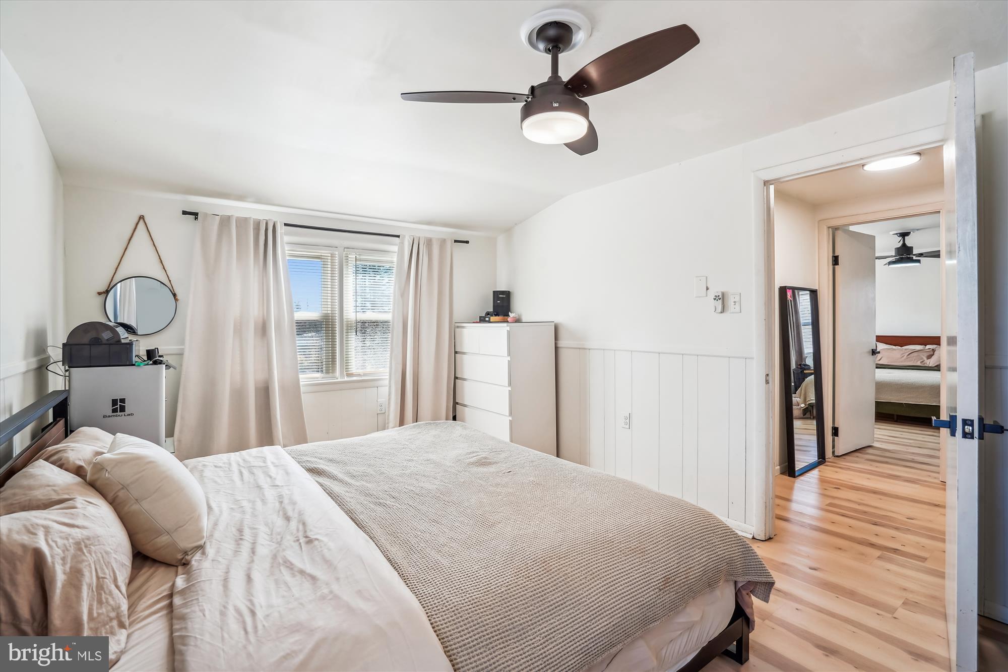 HOLLYWOOD PARK - Residential