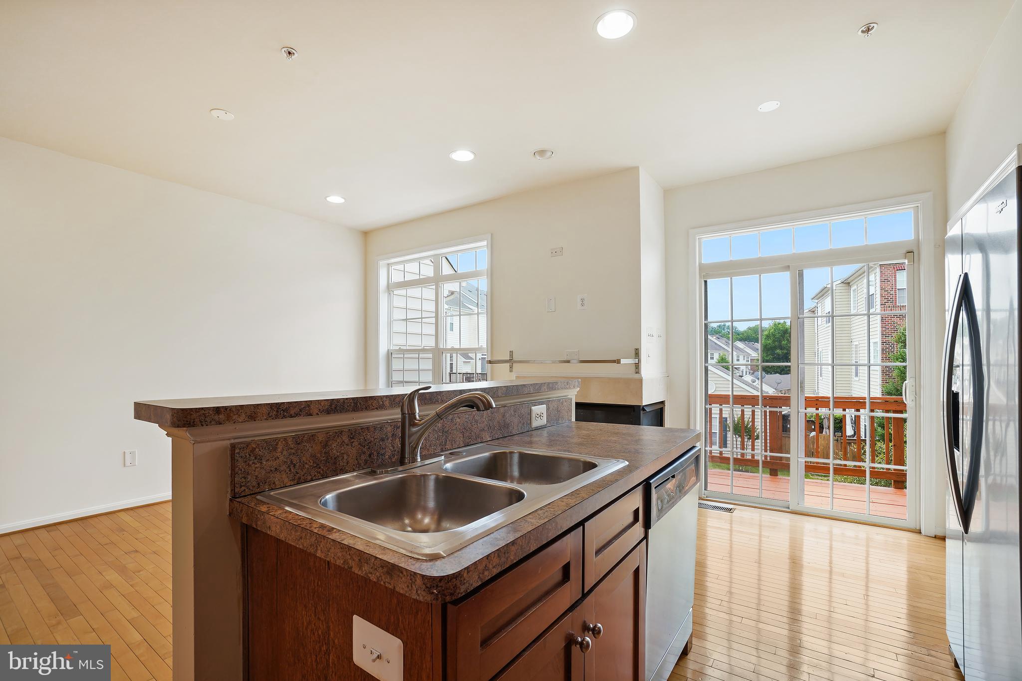 RETREAT AT FAIRWOOD TOWN - Residential