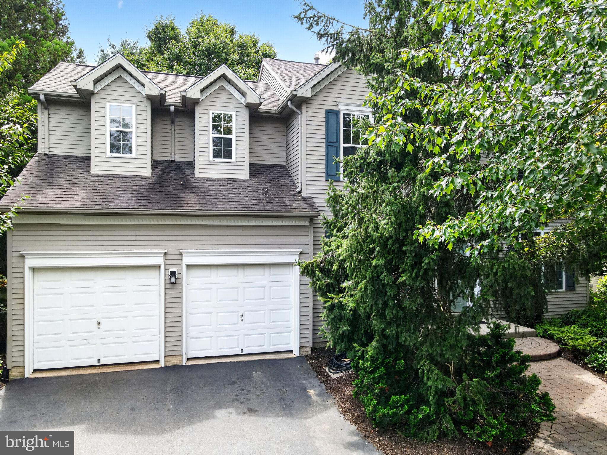 42 STONEHEDGE DRIVE