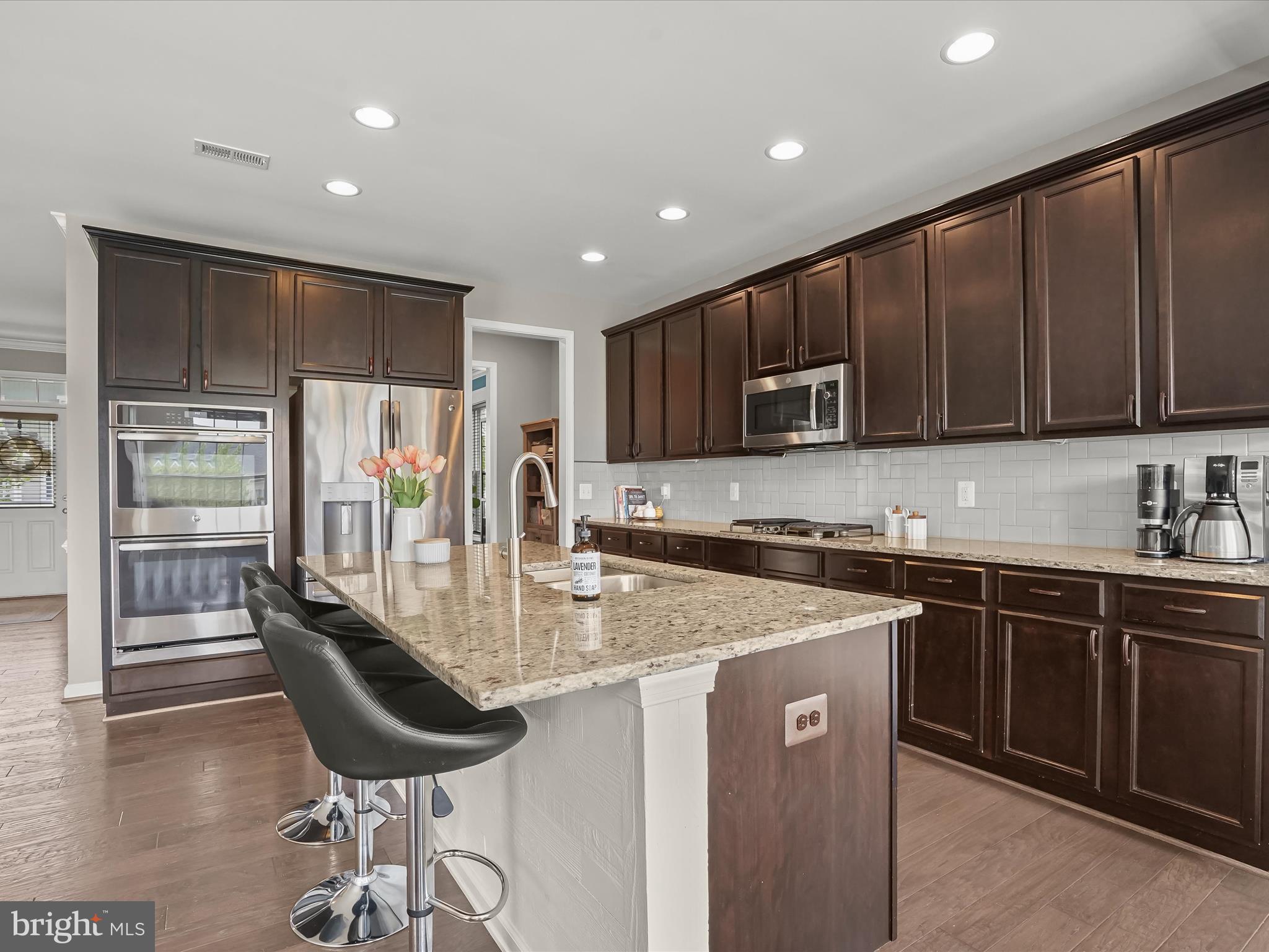 MAYFAIR - Residential