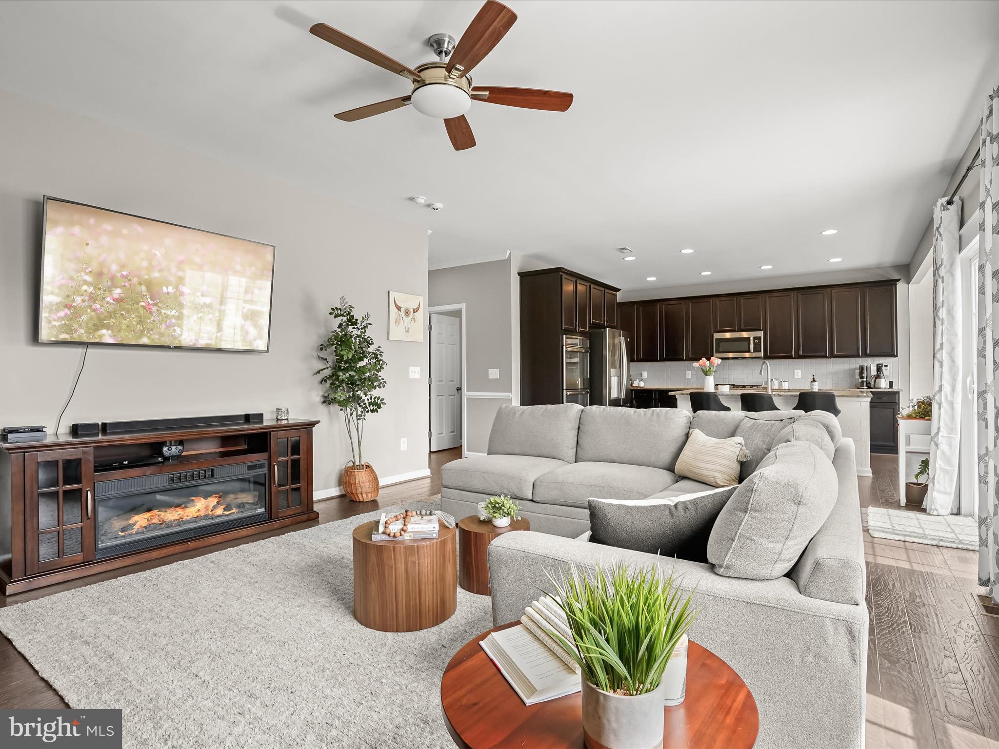 MAYFAIR - Residential