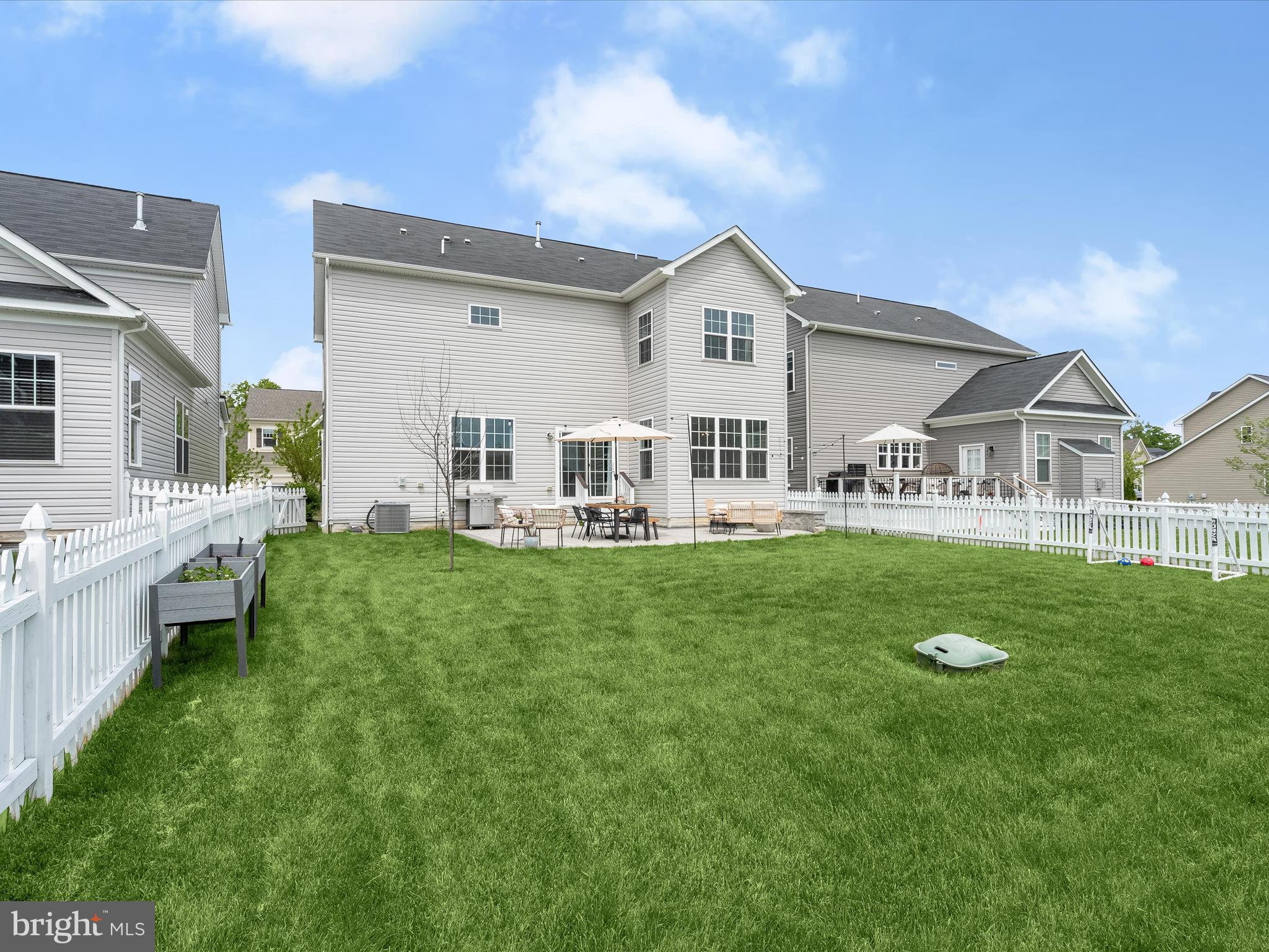 MAYFAIR - Residential