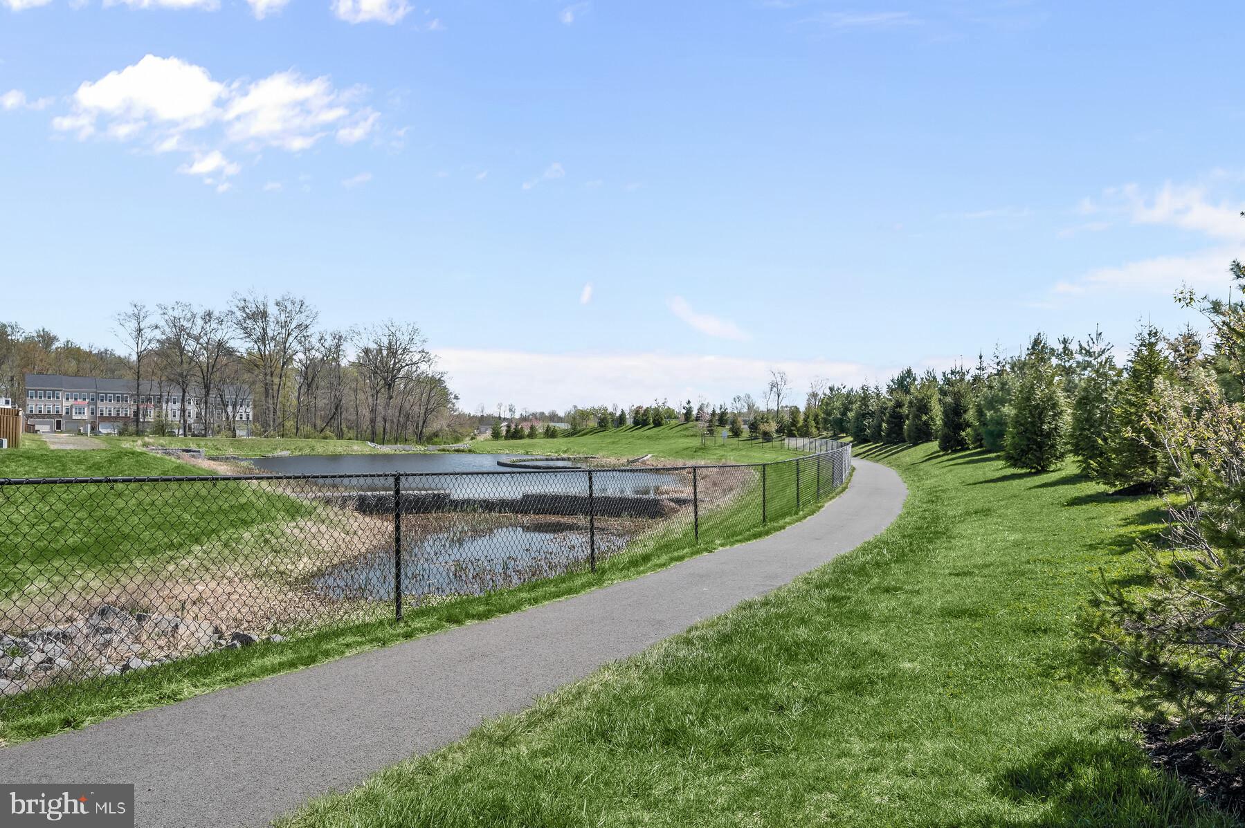 MAYFAIR - Residential