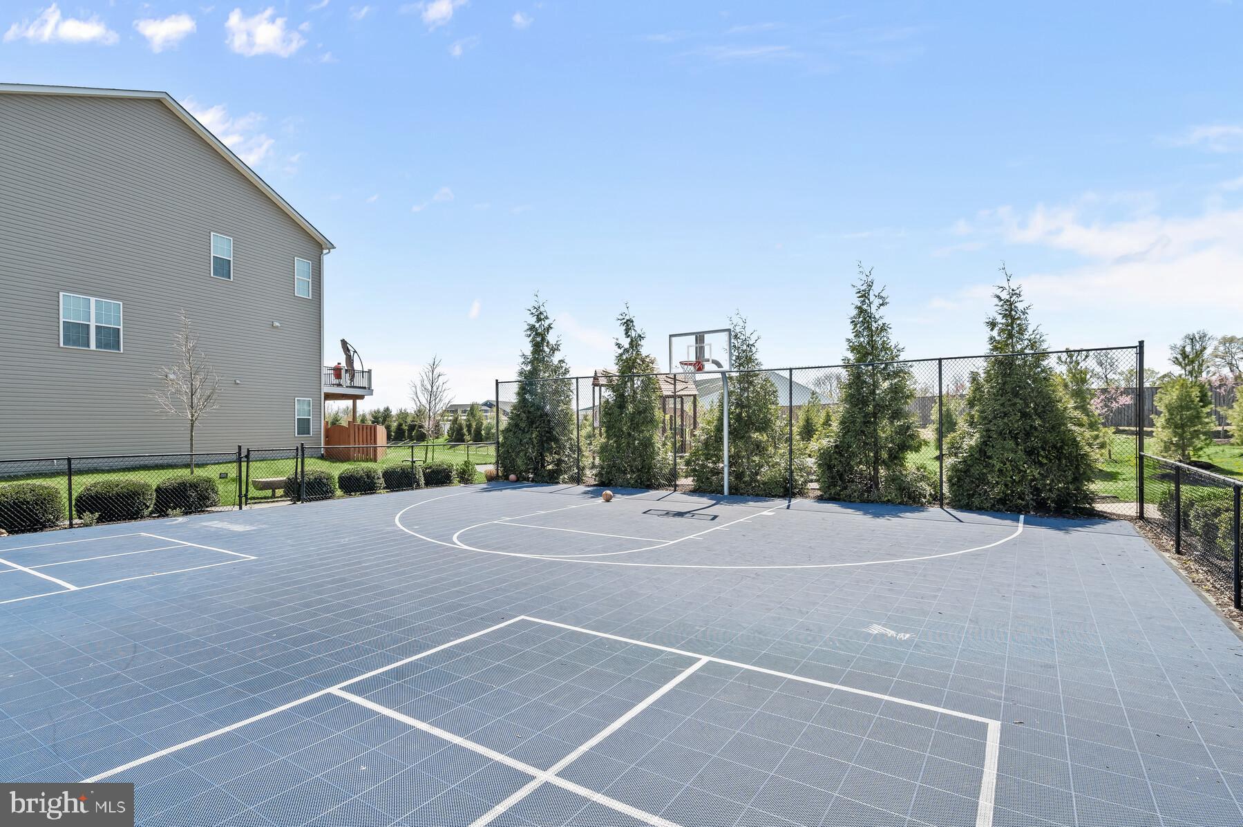 MAYFAIR - Residential