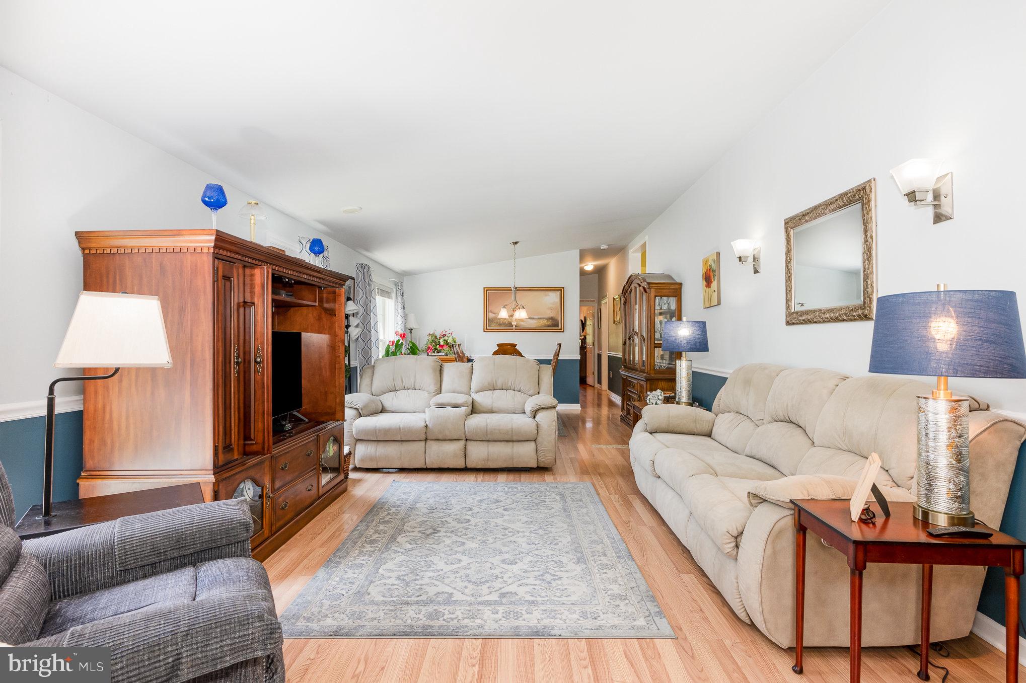 CINNAMON WOODS - Residential