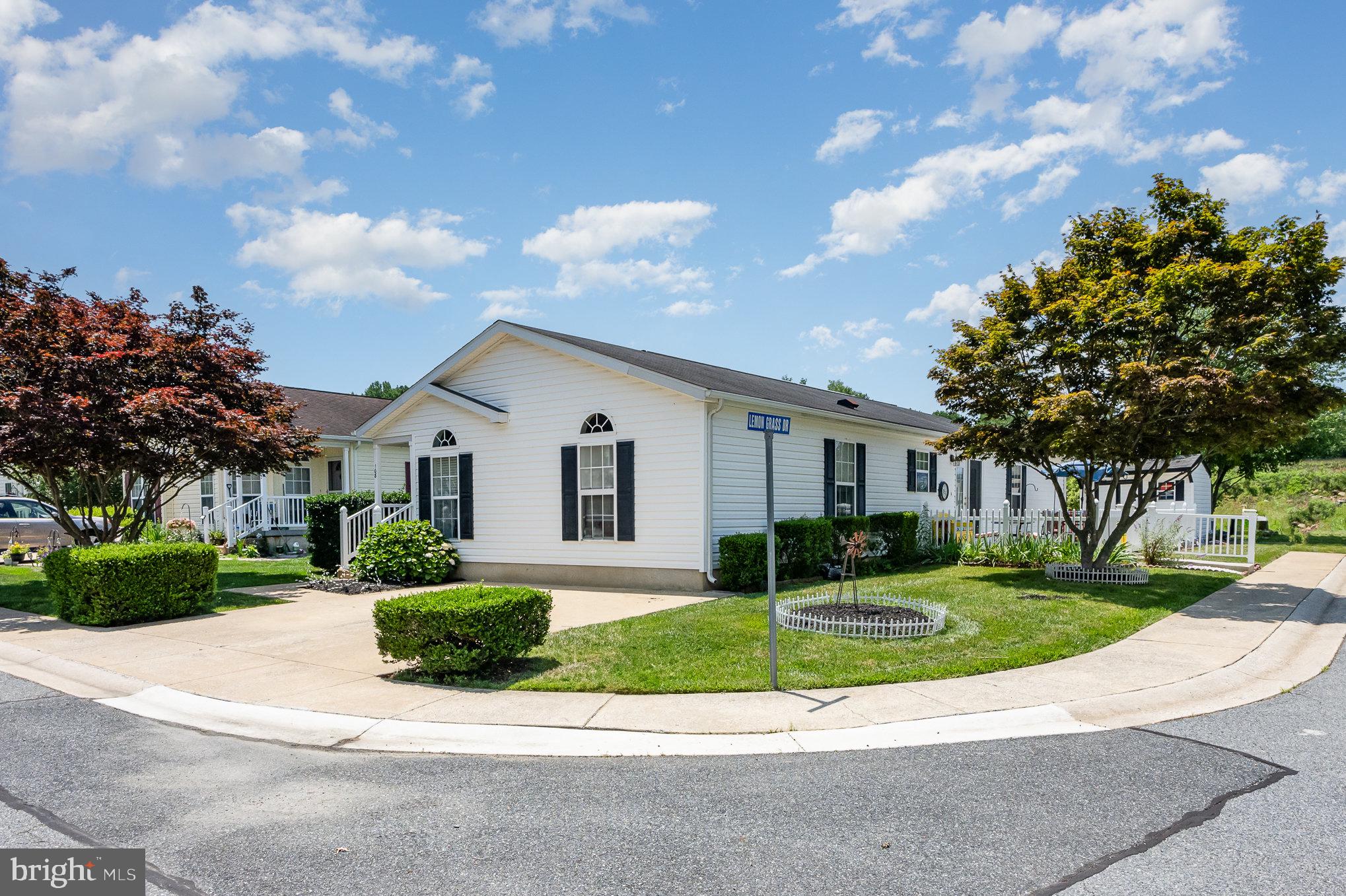 108 CURRY AVENUE