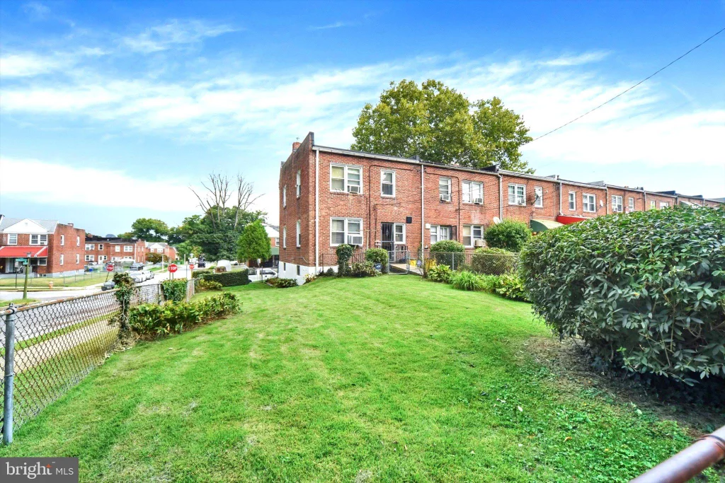 824 Wicklow Road, Baltimore, MD 21229
