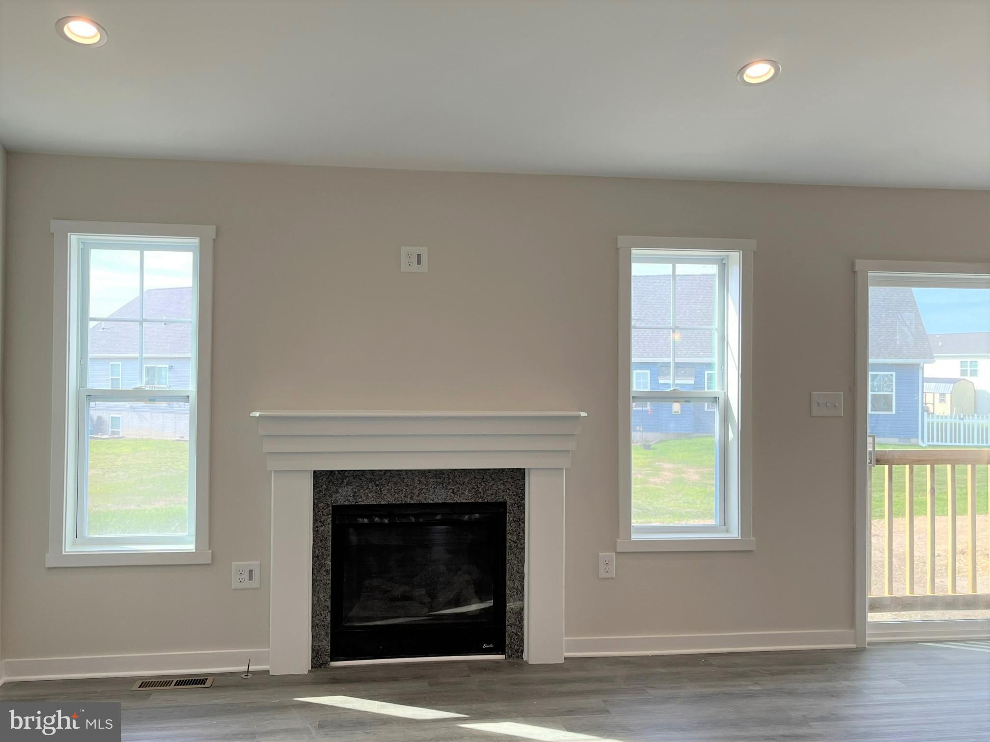 HERITAGE HILLS - Residential