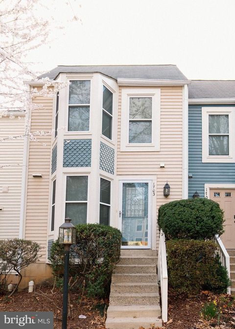 Townhouse For Sale - 1703 Whisperhill Drive<br/> RESTON, VA 20194
