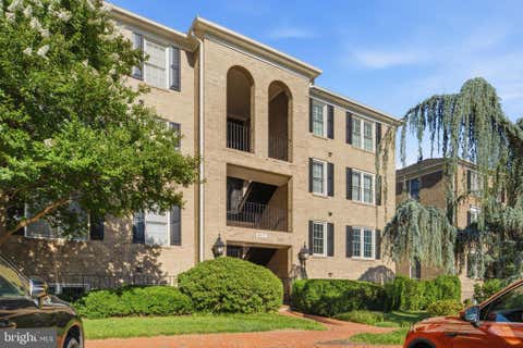 Condo For Sale - 5705 Brewer House Circle #T-2<br/> ROCKVILLE, MD 20852