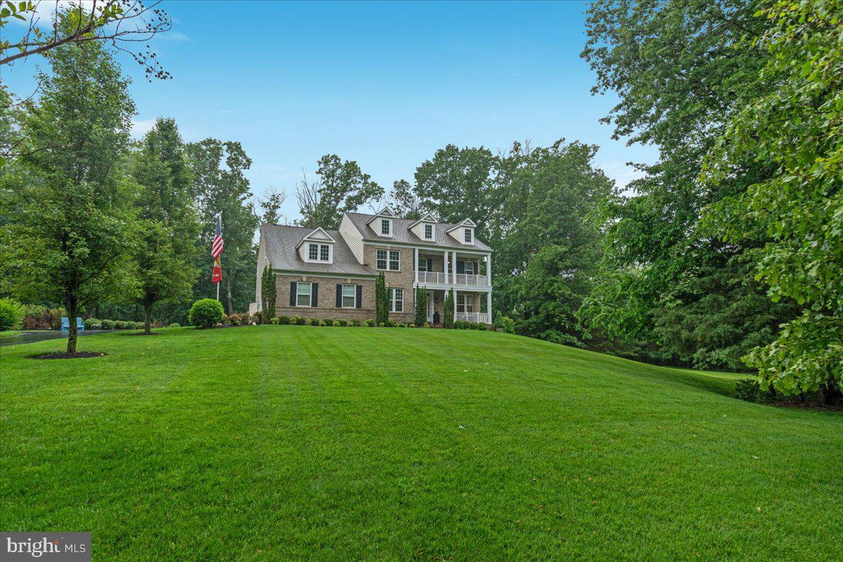 CREIGHTON FARMS - Residential