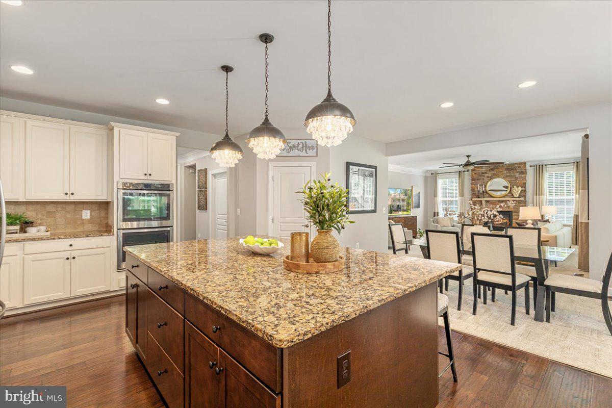 CREIGHTON FARMS - Residential