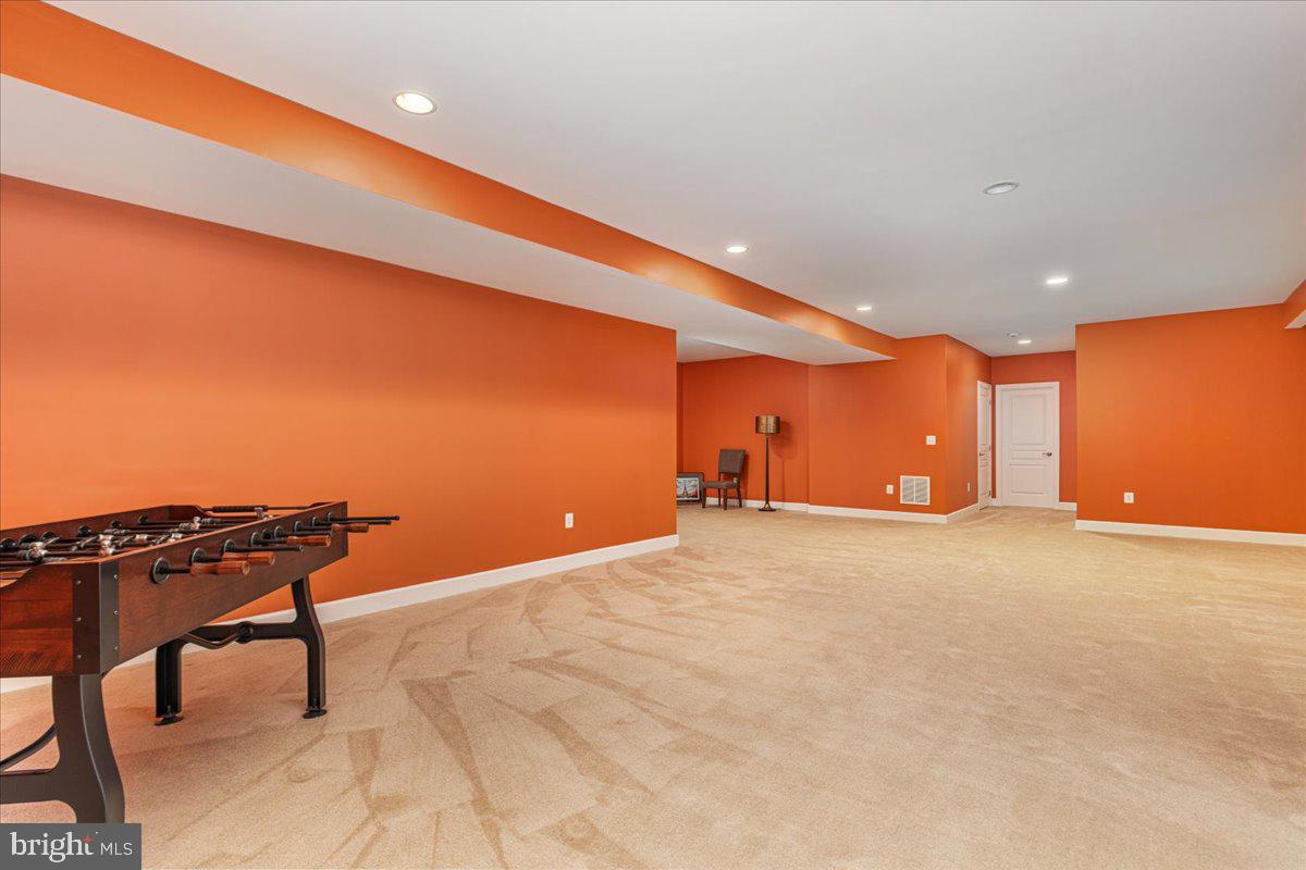 CREIGHTON FARMS - Residential
