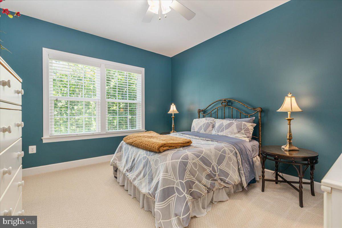 CREIGHTON FARMS - Residential