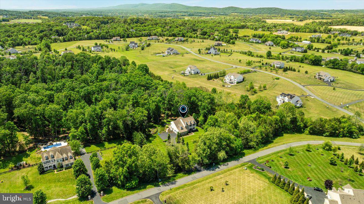 CREIGHTON FARMS - Residential