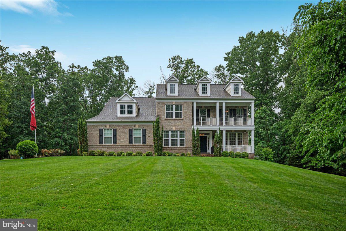 CREIGHTON FARMS - Residential
