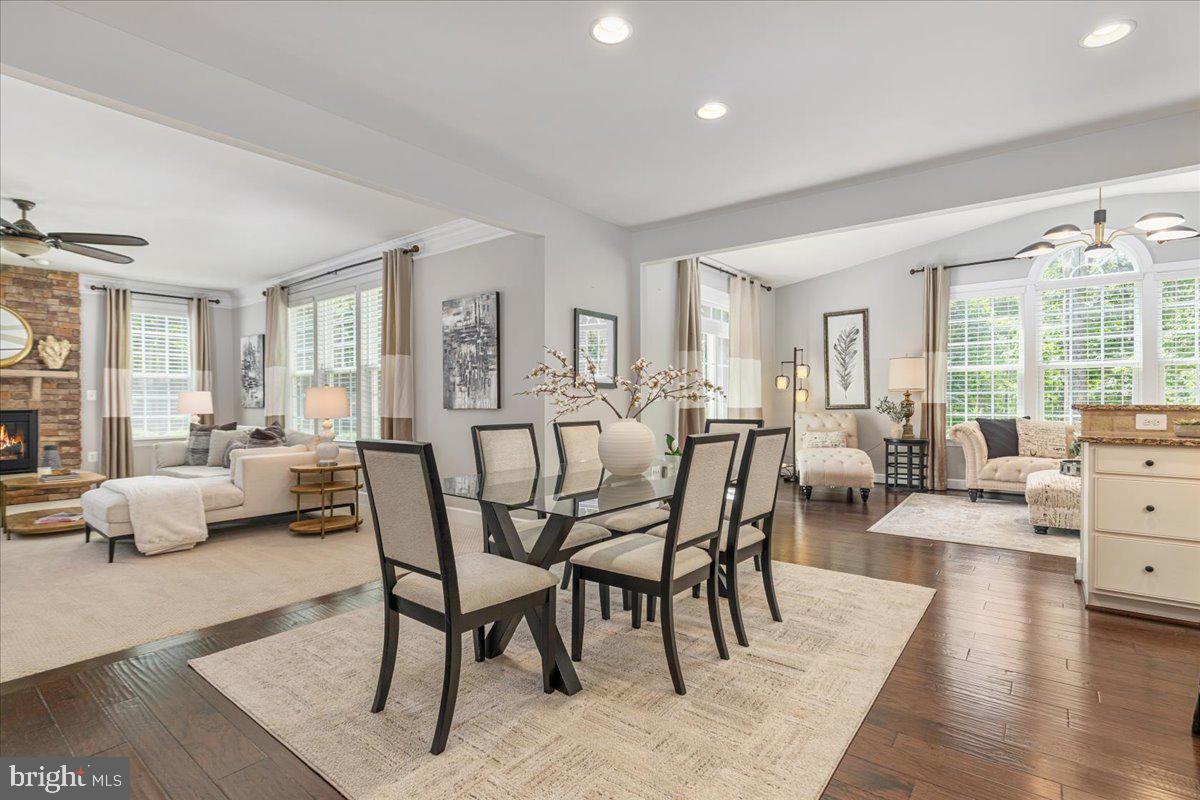 CREIGHTON FARMS - Residential