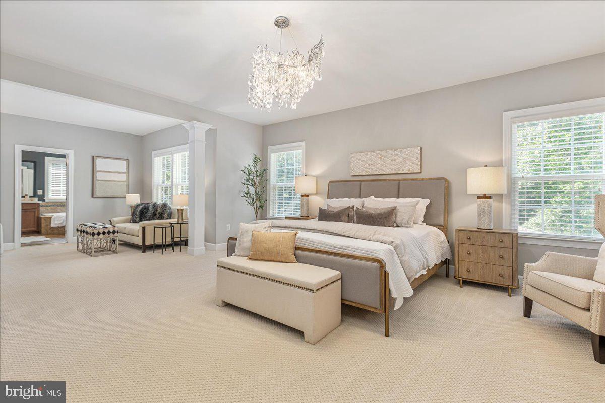 CREIGHTON FARMS - Residential