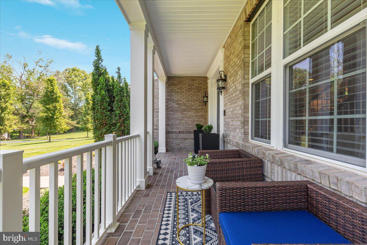 CREIGHTON FARMS - Residential