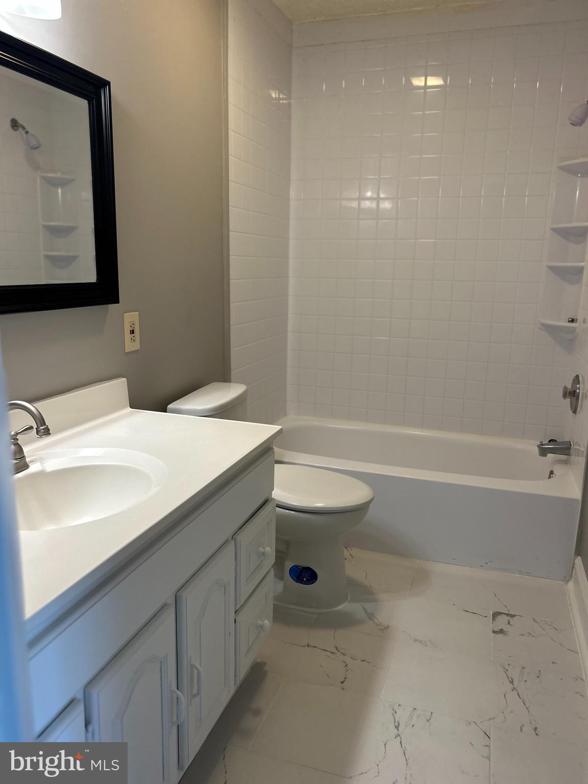 VILLAGE OF LONG REACH - Residential Lease