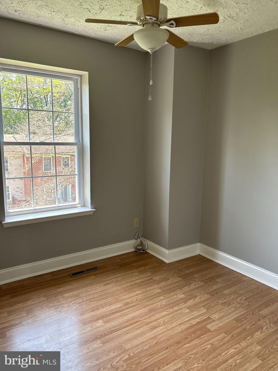 VILLAGE OF LONG REACH - Residential Lease