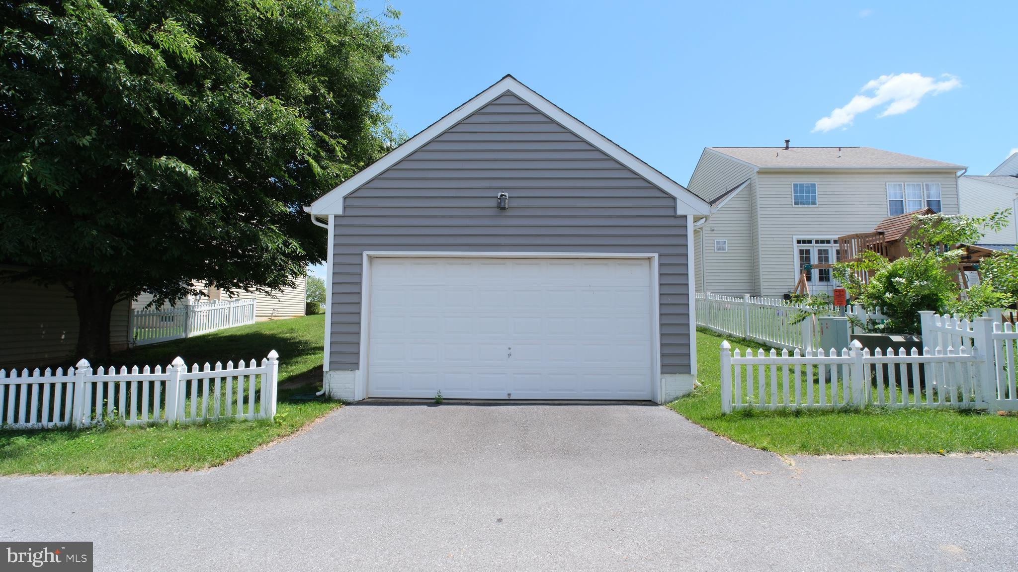 HUNTFIELD - Residential