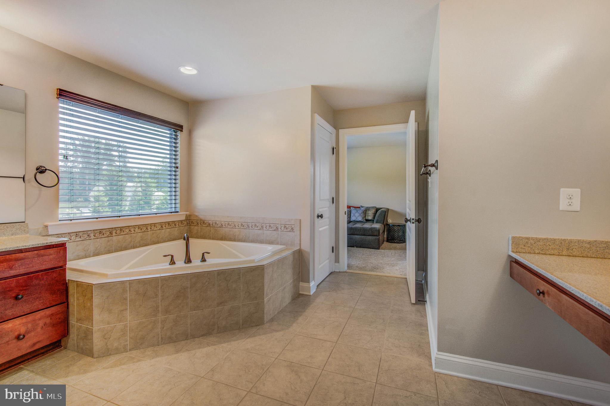 FARMS AT HUNTING CREEK - Residential