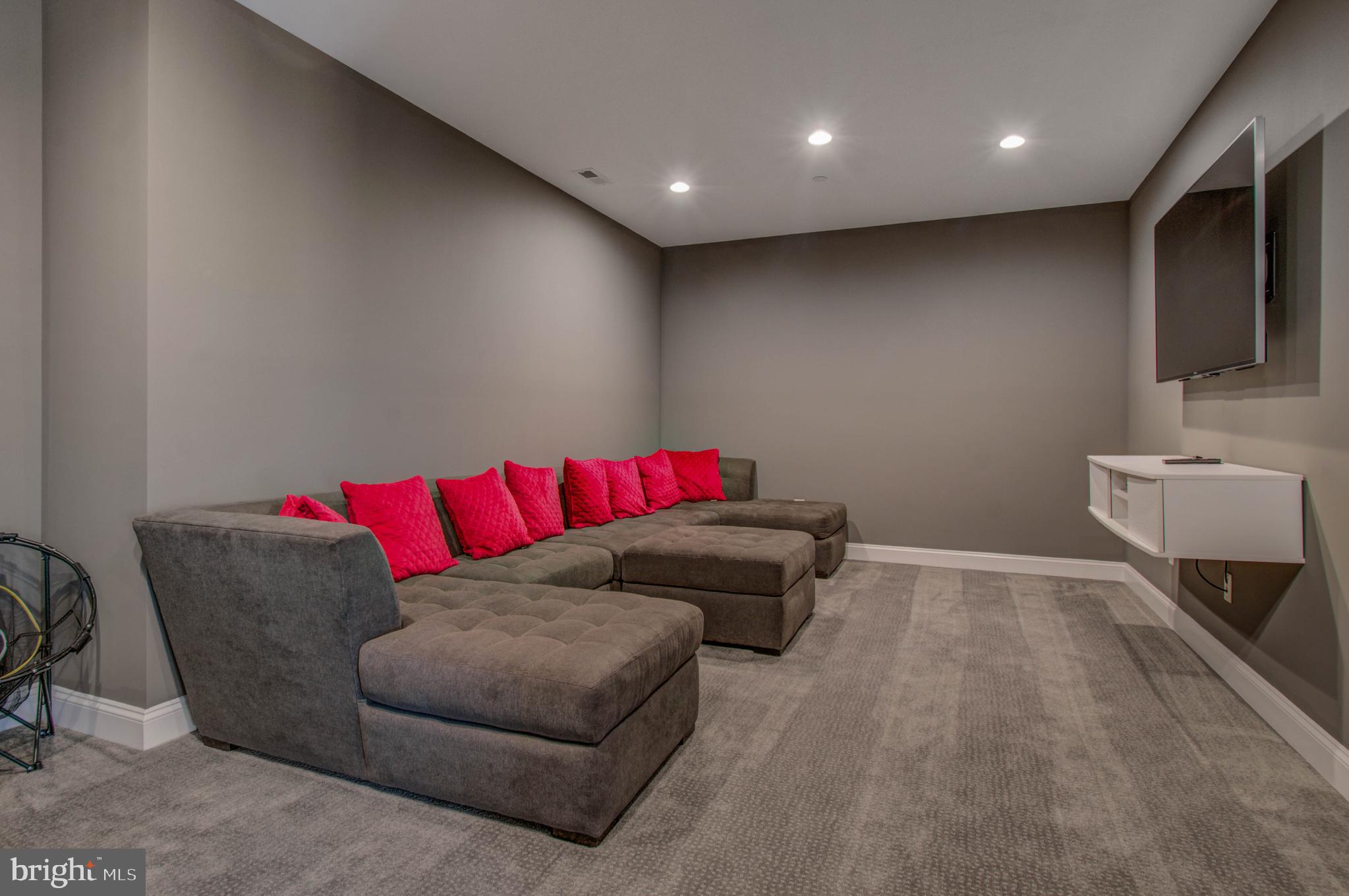 FARMS AT HUNTING CREEK - Residential